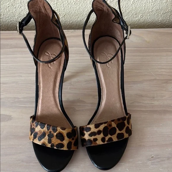 Joie Calfskin Leather Animal Print Stiletto Heels Sexy Sandals 9